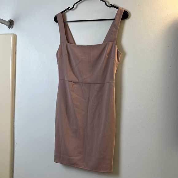 Aritzia Babaton 90s Mini Dress Fawn Pink Square Neck Size 2 - Picture 5 of 10
